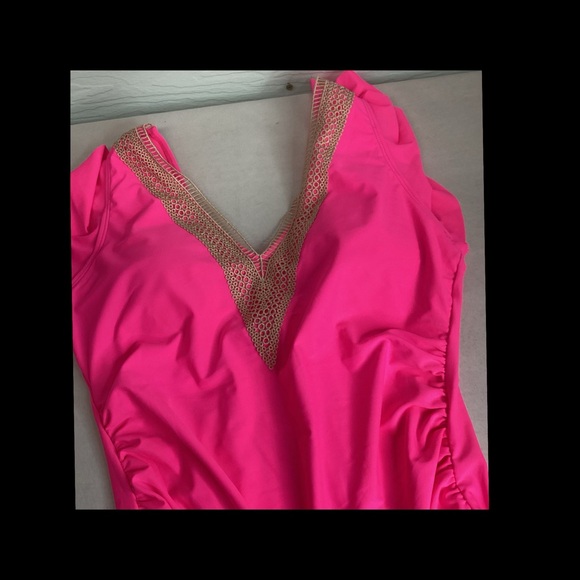 Pink V-Neck Ruffle Sleeve Top - Picture 4 of 5